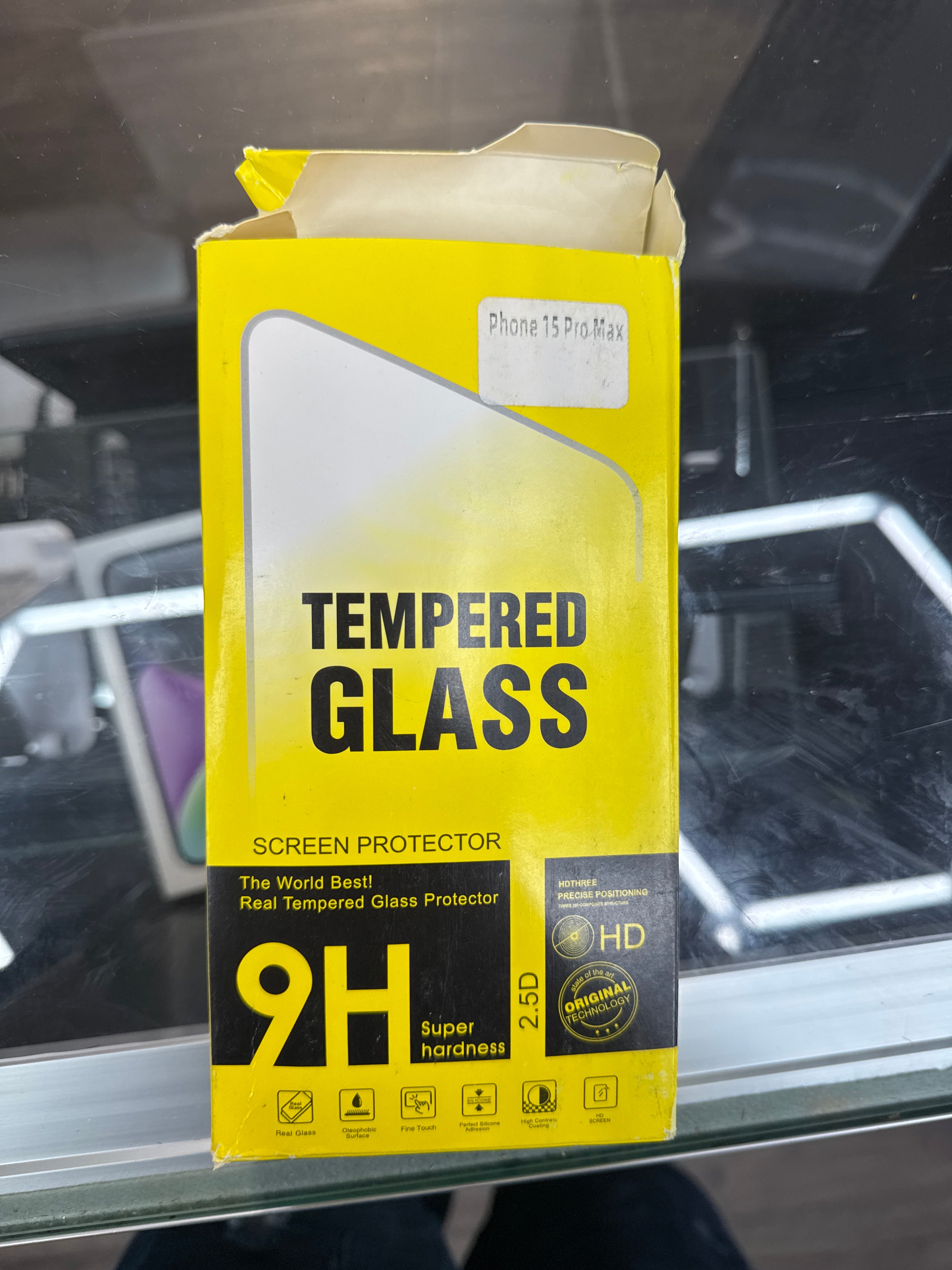 iPhone 15 Pro Max Screen Protector Clear